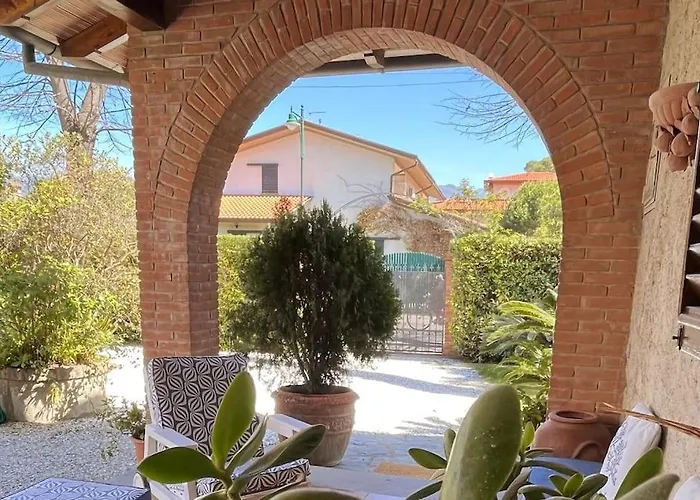 Villa Vanna - The Ancient Just In The Center Forte dei Marmi