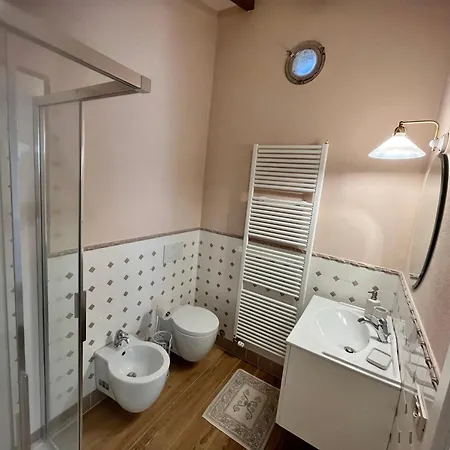 Vanna - The Ancient Just In The Center Forte dei Marmi