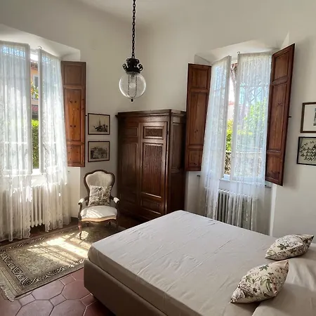 Vanna - The Ancient Just In The Center