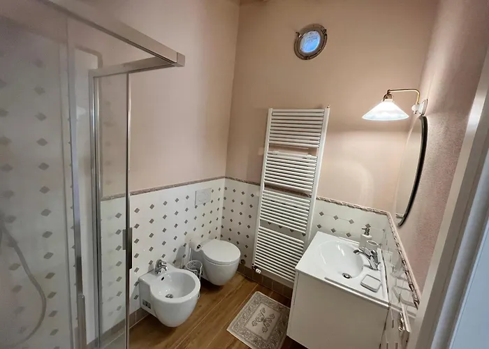 Vanna - The Ancient Just In The Center فورتي دي مارمي