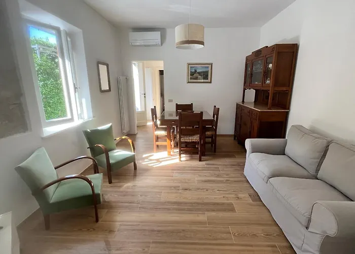 Vanna - The Ancient Just In The Center فيلة فورتي دي مارمي