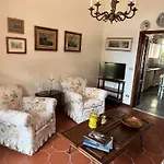 Vanna - The Ancient Just In The Center Villa *